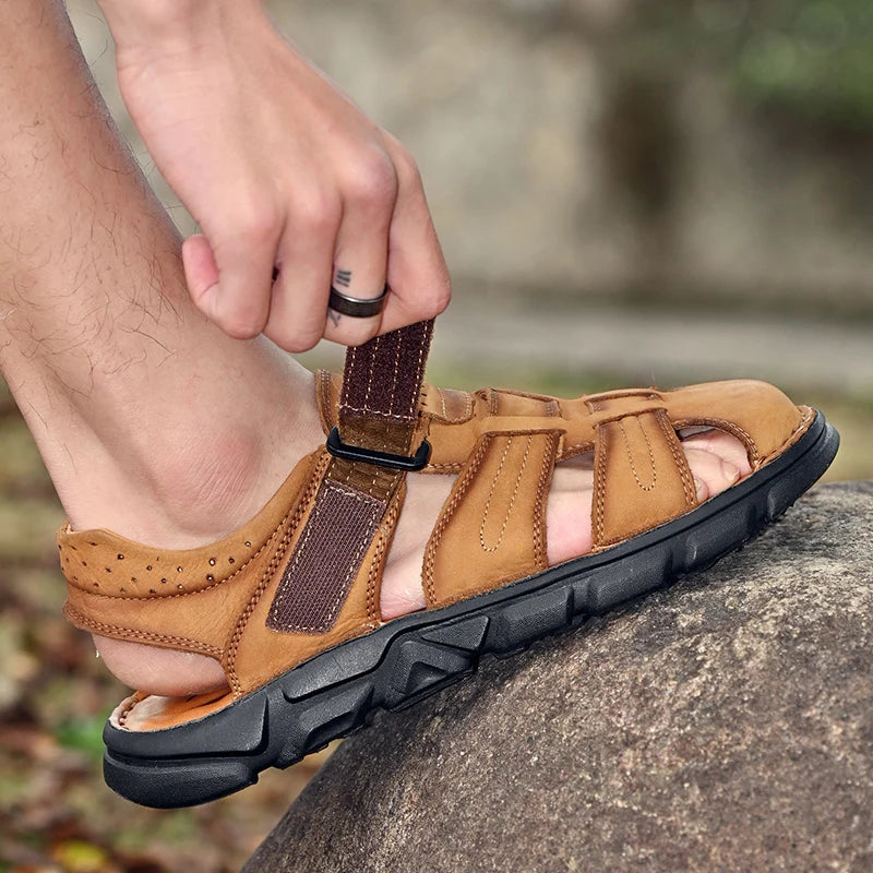 New Summer Genuine Leather Men's Sandals Lightweight Men's Shoes Outdoor Comfortable Beach Sandals Fashion Casual Shoes Sneakers