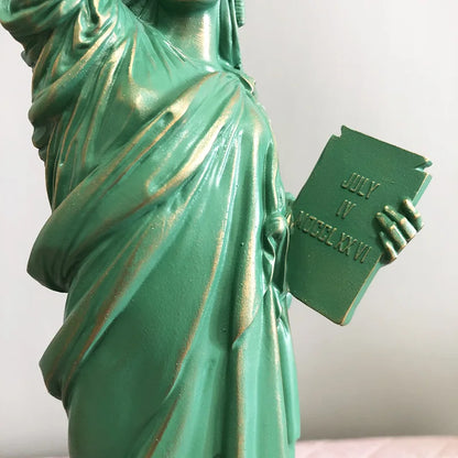 ERMAKOVA Statue of Liberty Model Desk Accessories Collectibles Travel Souvenirs New York Office Home Interior Room Decoration